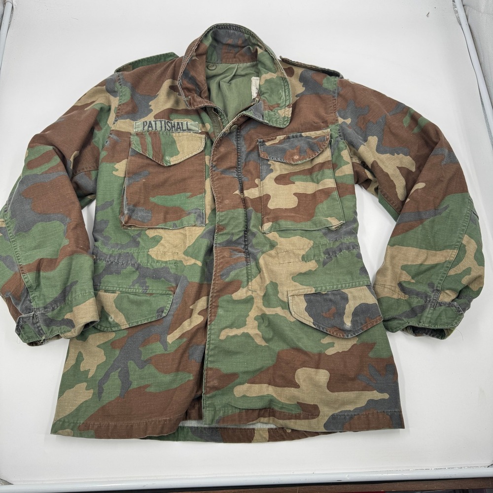 US Military M-65 Field Jacket Mens Small Regular Camo‎ Woodland Vintage 1982